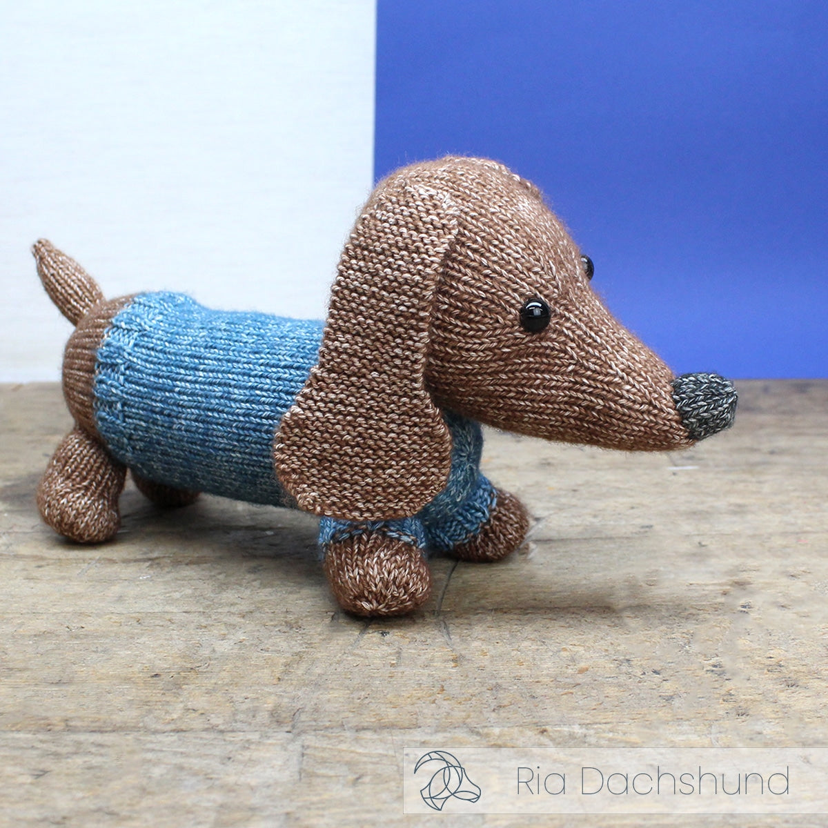 Ria the Dachshund -  Doggy Knitting Kit from Hardicraft