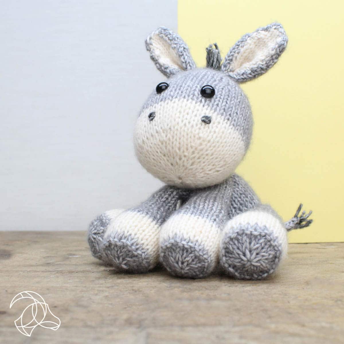 Lente the Donkey - Delightful Knitting Kit from Hardicraft