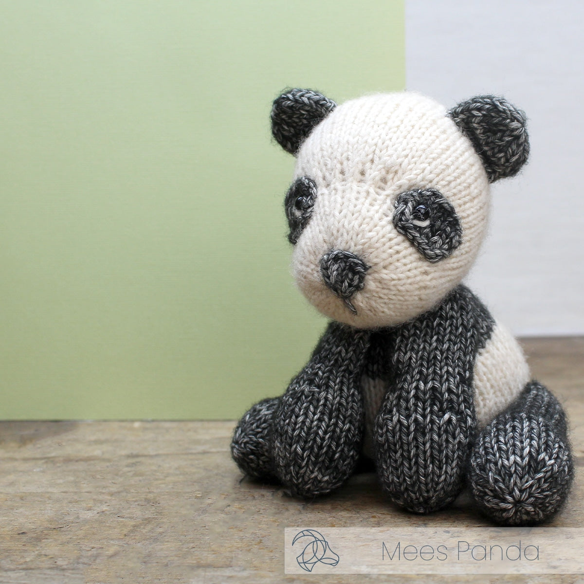 Little Mees Panda - Delightful Knitting Kit from Hardicraft