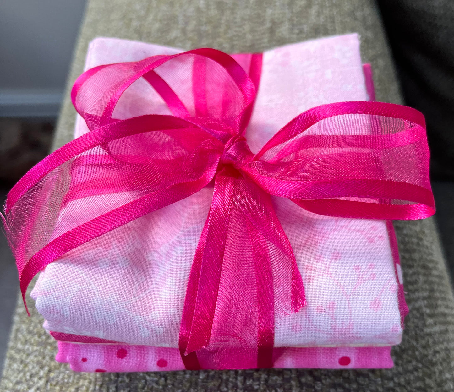 Fabric Fat Quarter Bundle - 'Trendy Pinks' - 100% Cotton - Pack of 4