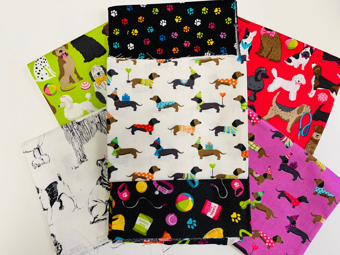Dog & Puppy Fabric Fat Quarter Bundle - for bandana's and quilting