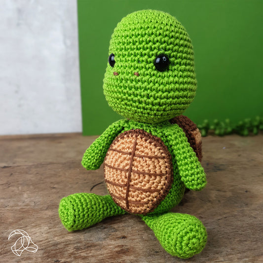 Siem Turtle Crochet Kit by Hardicraft