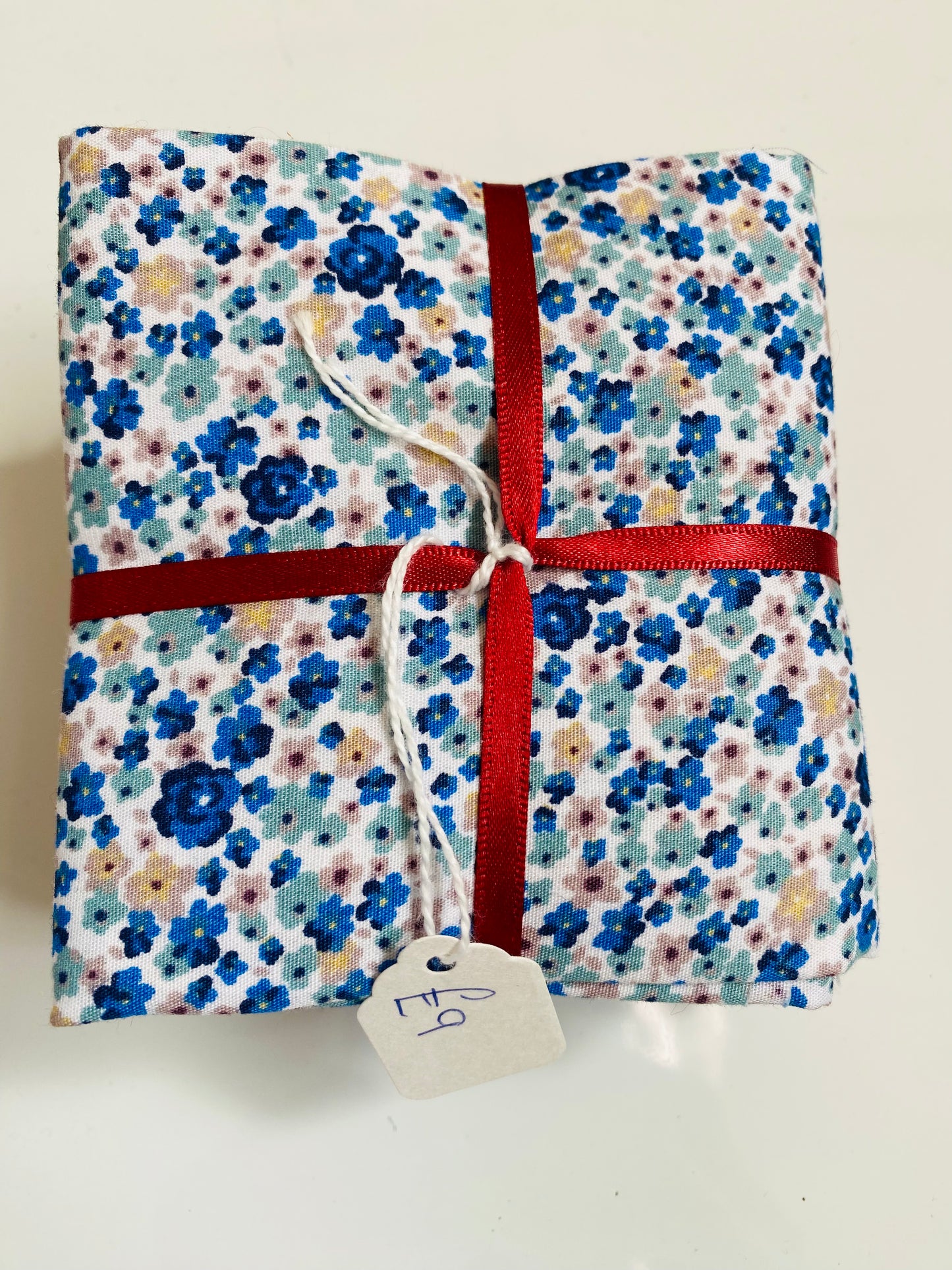 Fabric Fat Quarter Bundle - Blues and Reds - 100% Cotton