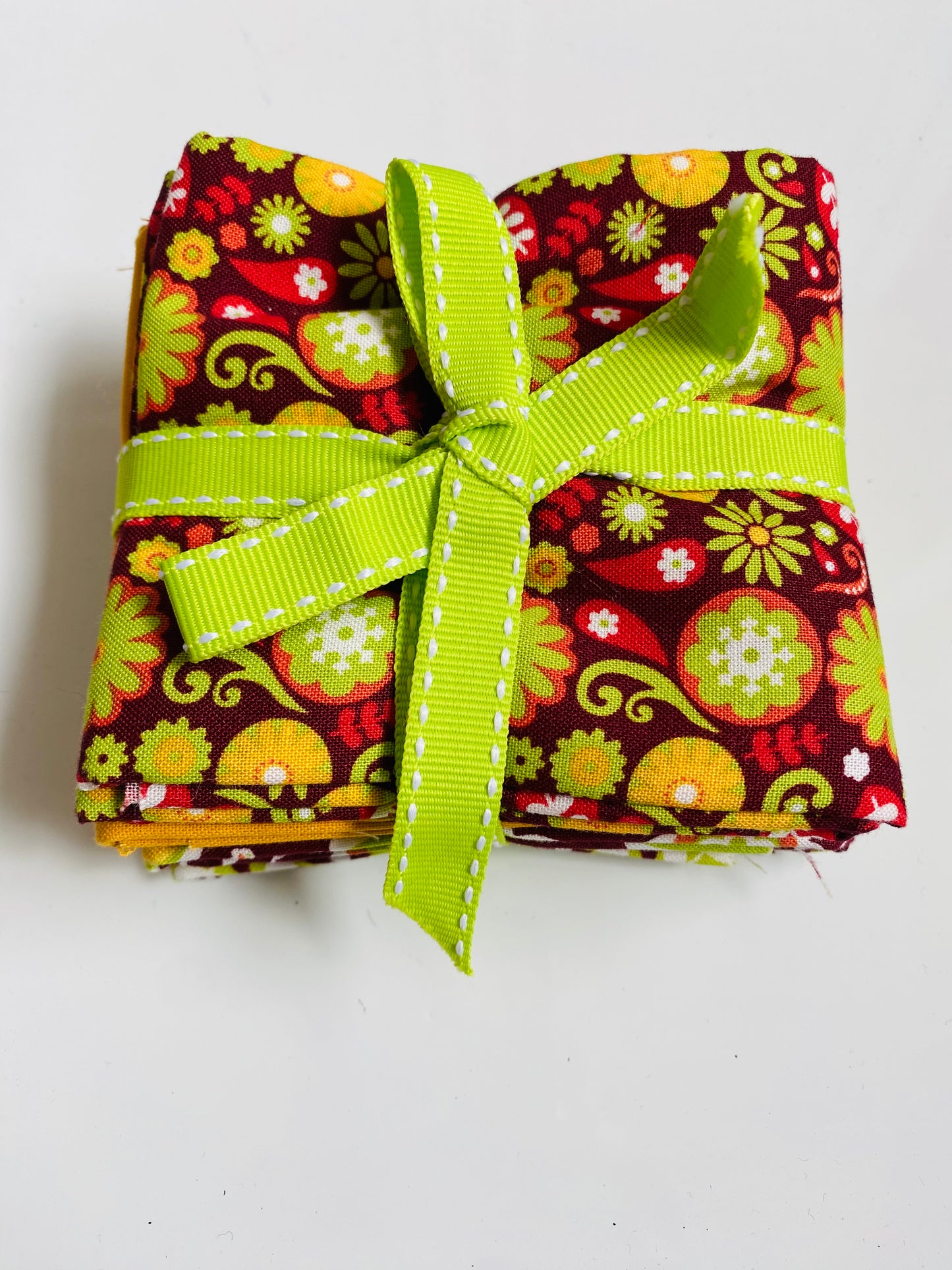 Fabric Fat Quarter Bundle - 'Earthy Tones - Browns & Greens' - 100% Cotton