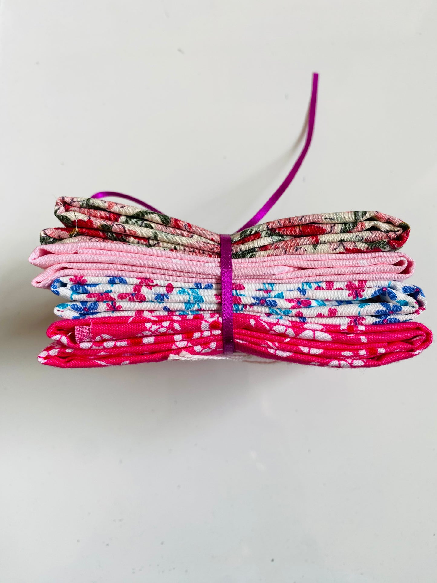 Fabric Fat Quarter Bundle - 'Pinks & Blues' - 100% Cotton