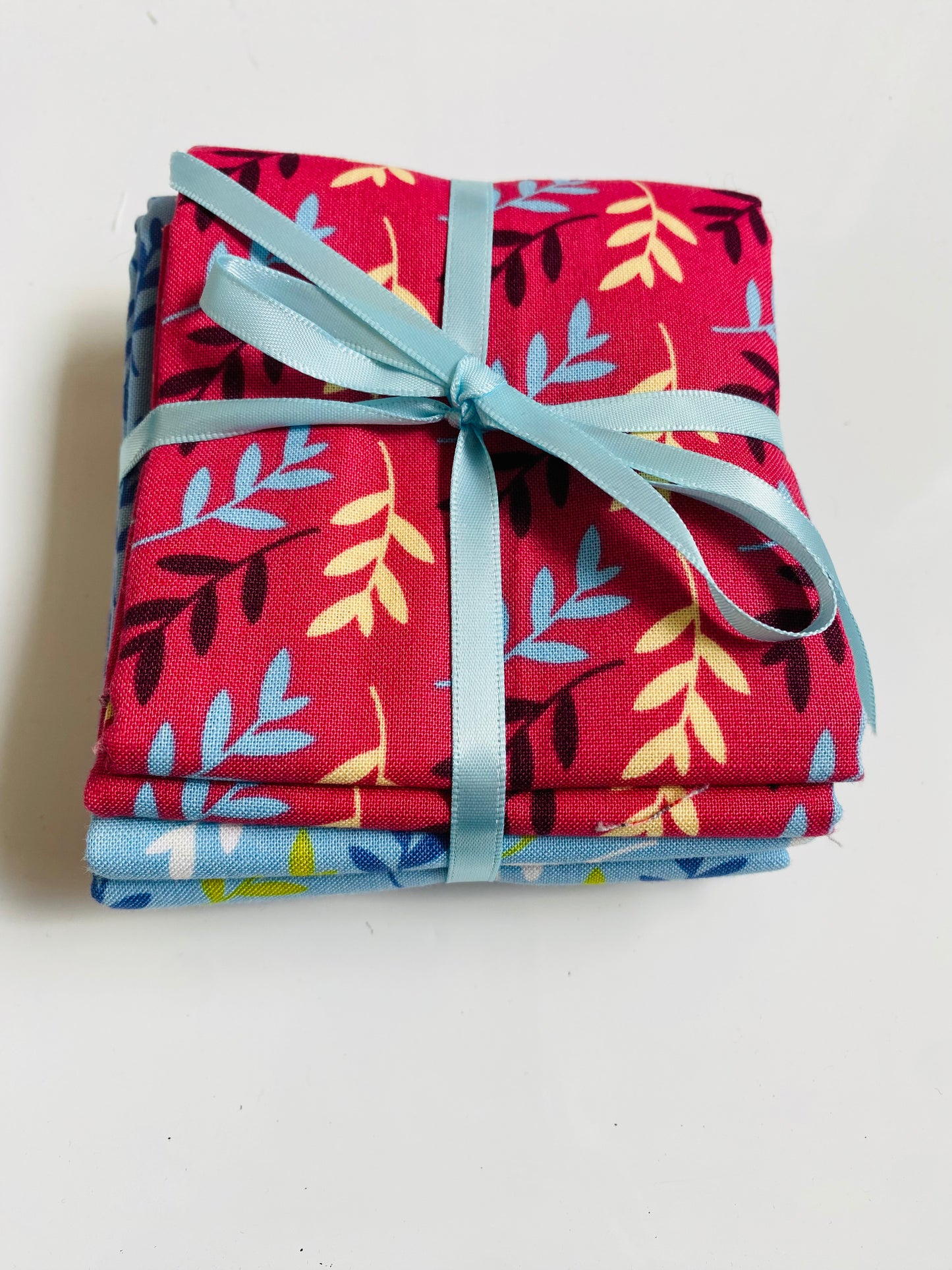 Fabric Fat Quarter Bundle - 'Dark Autumn' - 100% Cotton