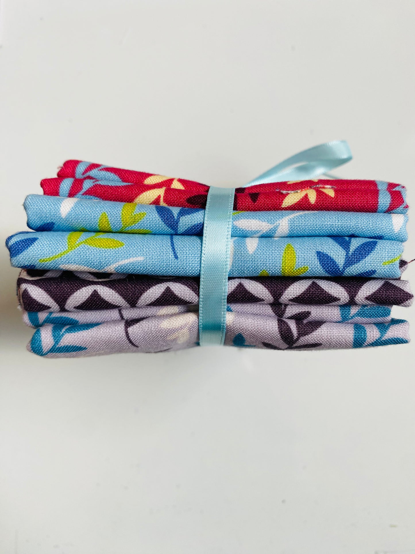 Fabric Fat Quarter Bundle - 'Dark Autumn' - 100% Cotton