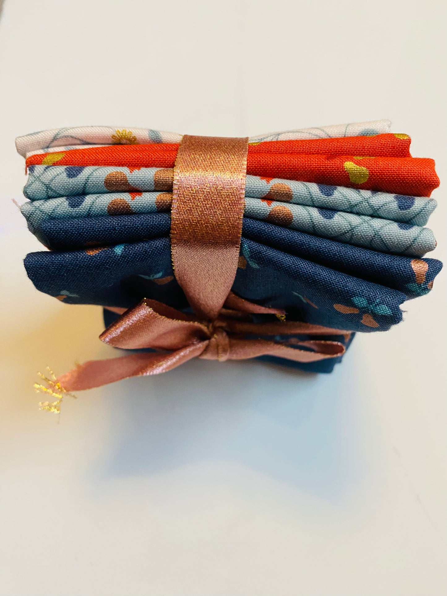 Fabric Fat Quarter Bundle - 'Summer Warmth' - 100% Cotton
