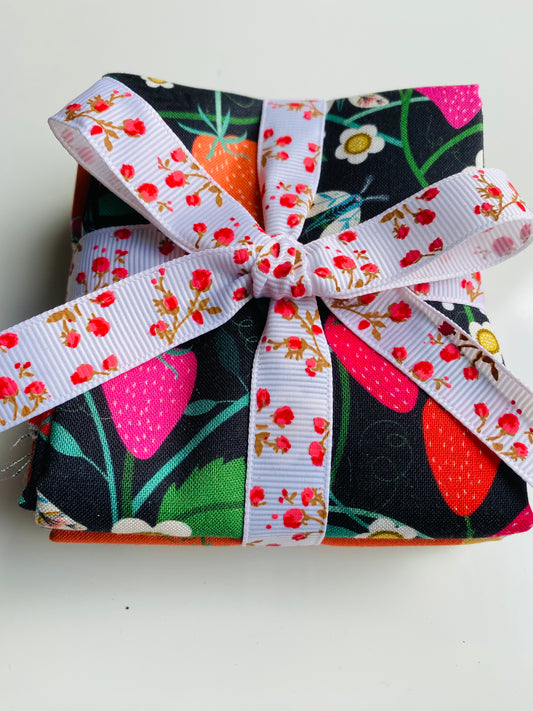 Fabric Fat Quarter Bundle - 'Strawberry Tea' from Dashwood Studios - 100% Cotton