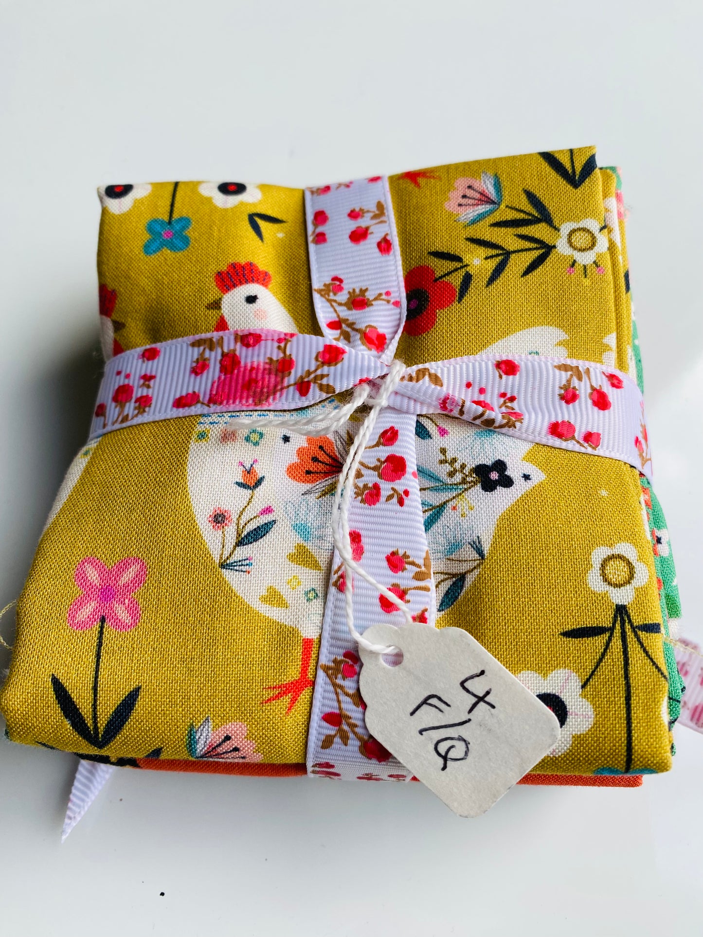 Fabric Fat Quarter Bundle - 'Strawberry Tea' from Dashwood Studios - 100% Cotton