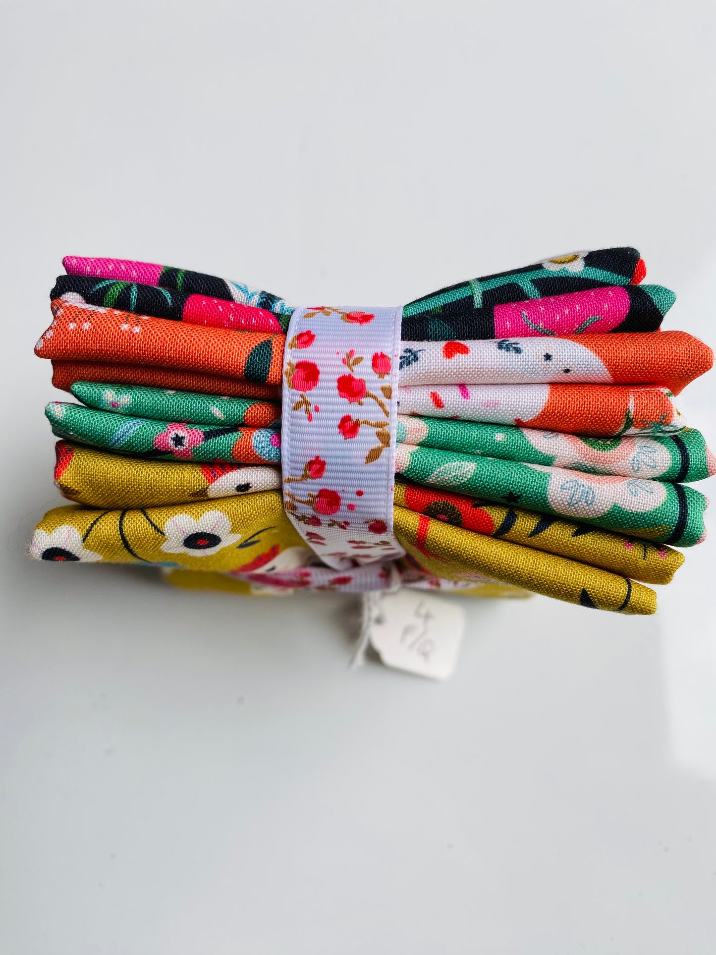 Fabric Fat Quarter Bundle - 'Strawberry Tea' from Dashwood Studios - 100% Cotton