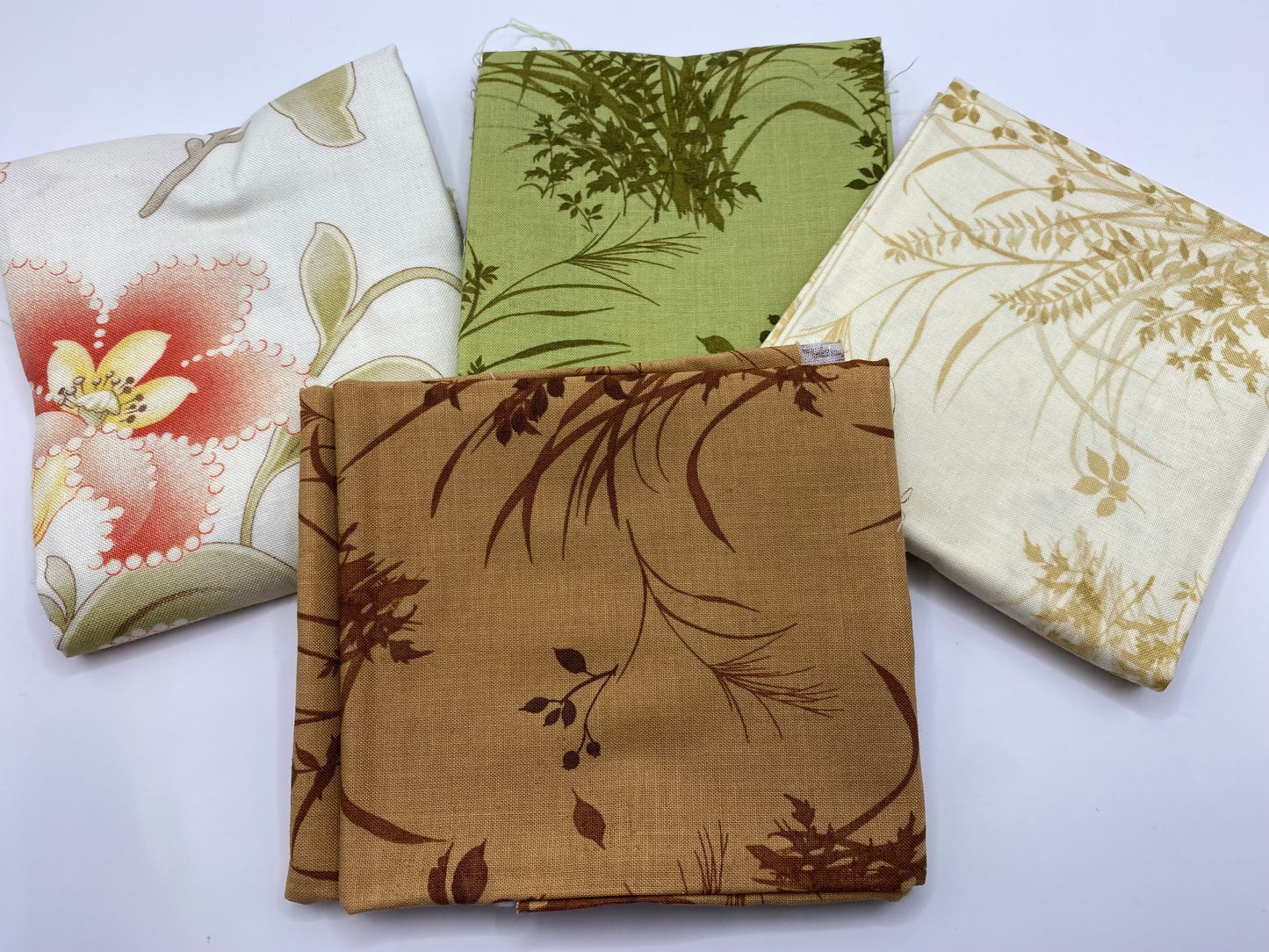 Fabric Fat Quarter Bundle - 'Autumn Colours' - 100% Cotton Fabric