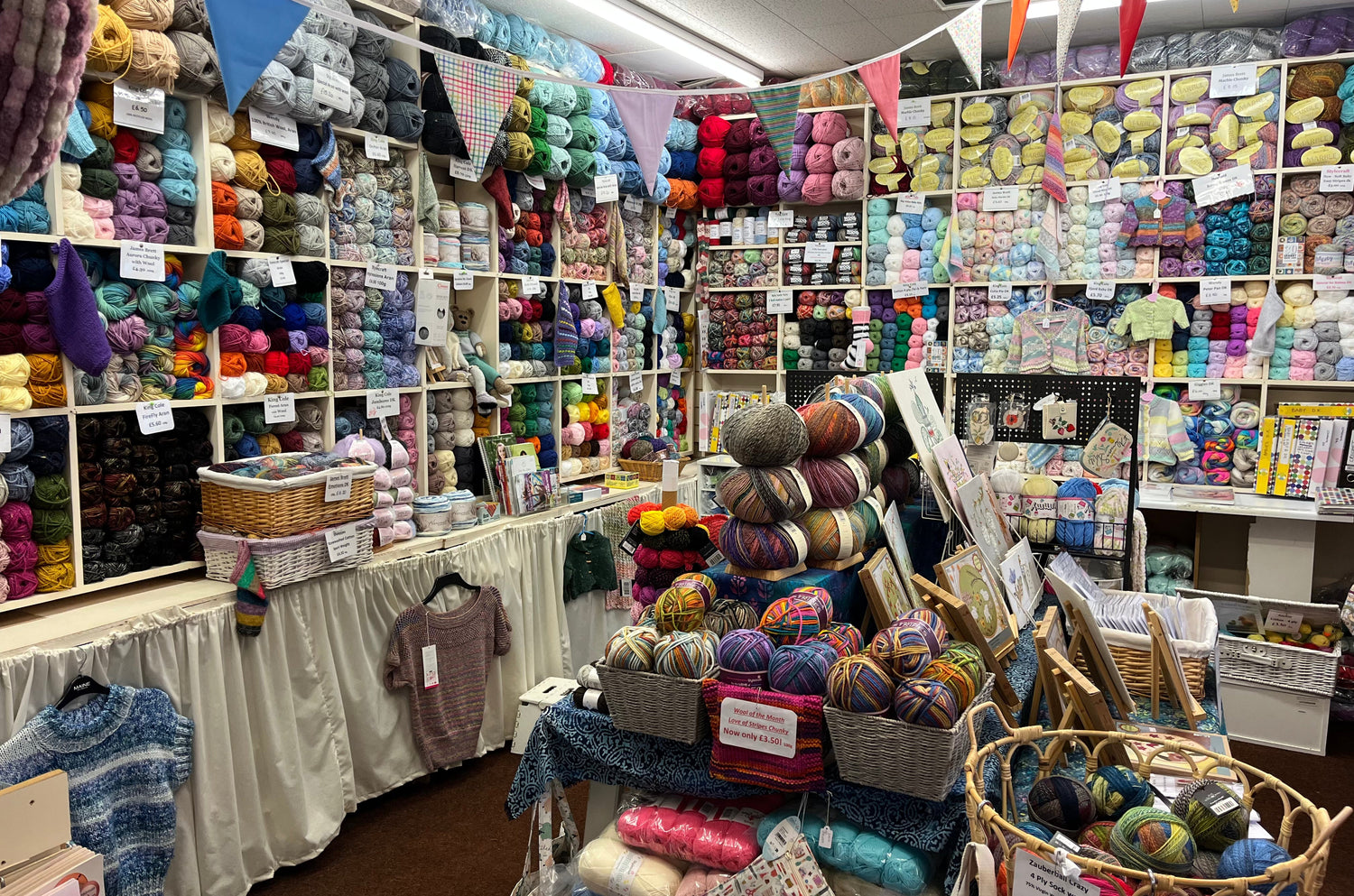 Knitting - Yarn & Accessories