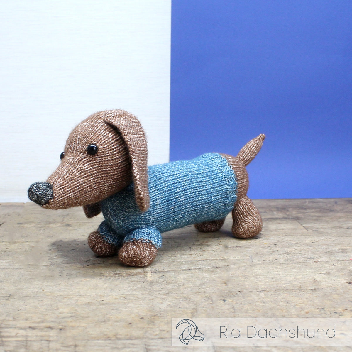 Ria the Dachshund -  Doggy Knitting Kit from Hardicraft
