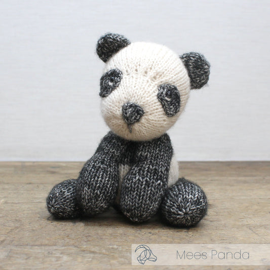 Little Mees Panda - Delightful Knitting Kit from Hardicraft
