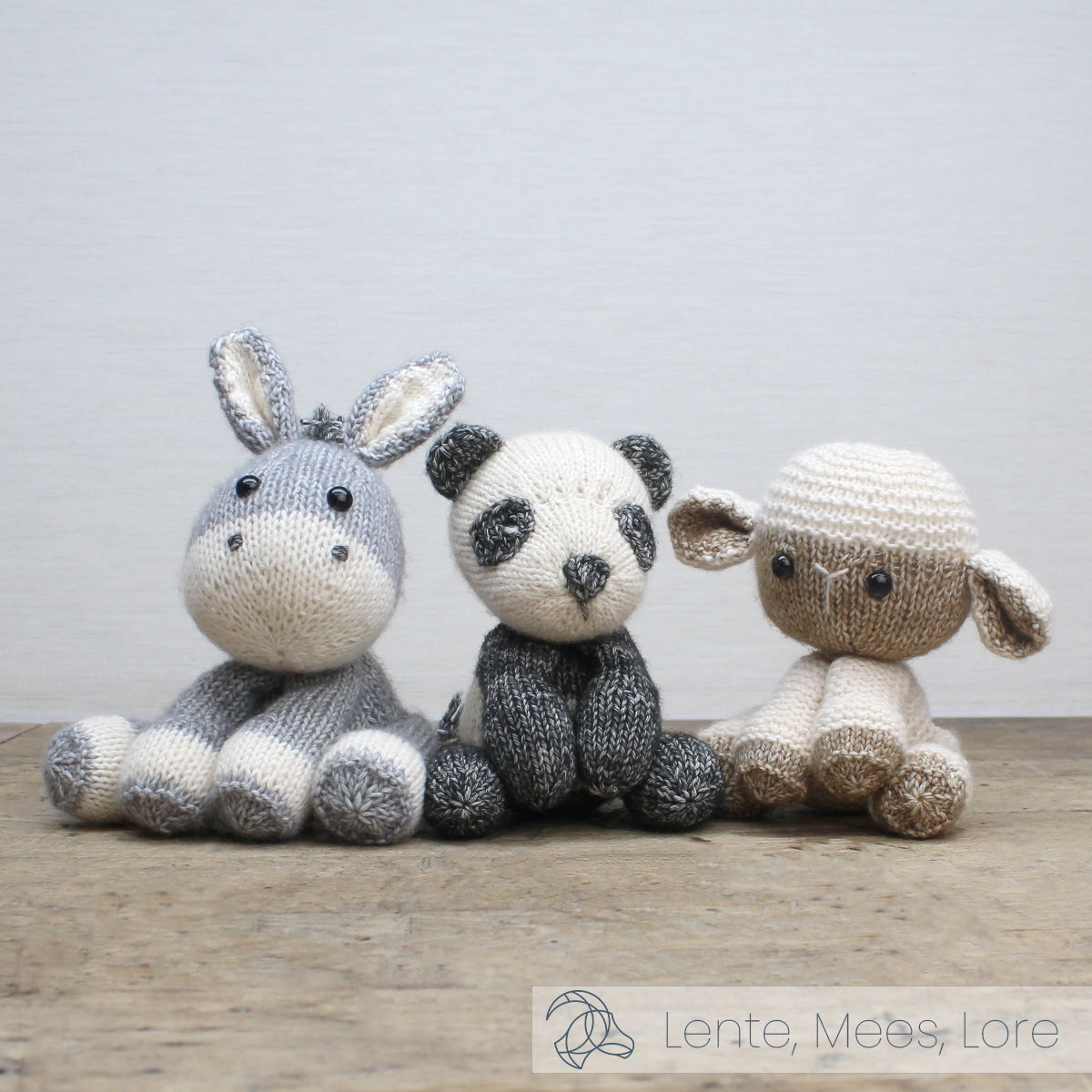 Little Mees Panda - Delightful Knitting Kit from Hardicraft