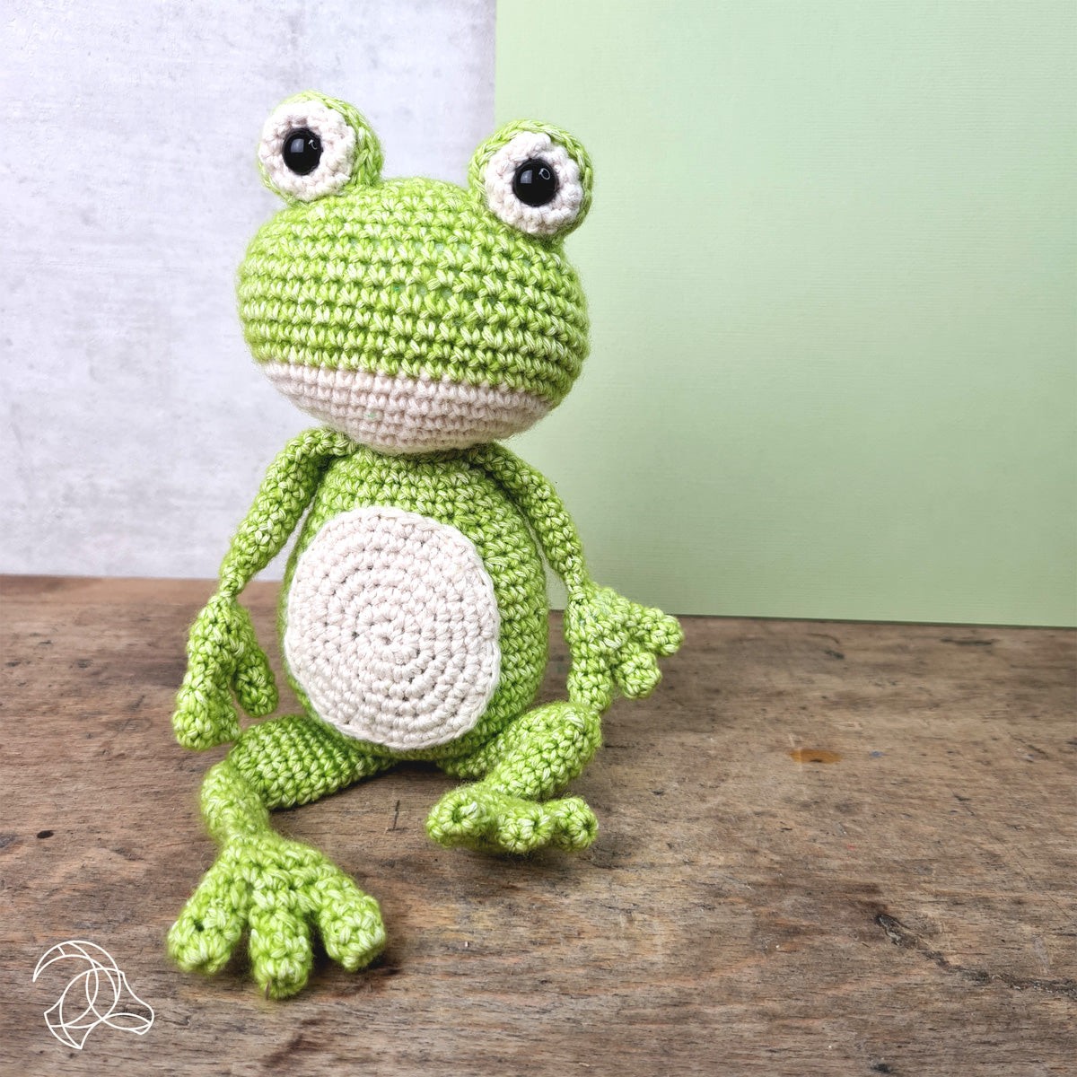 Vinny the Frog Crochet Kit from Hardicraft