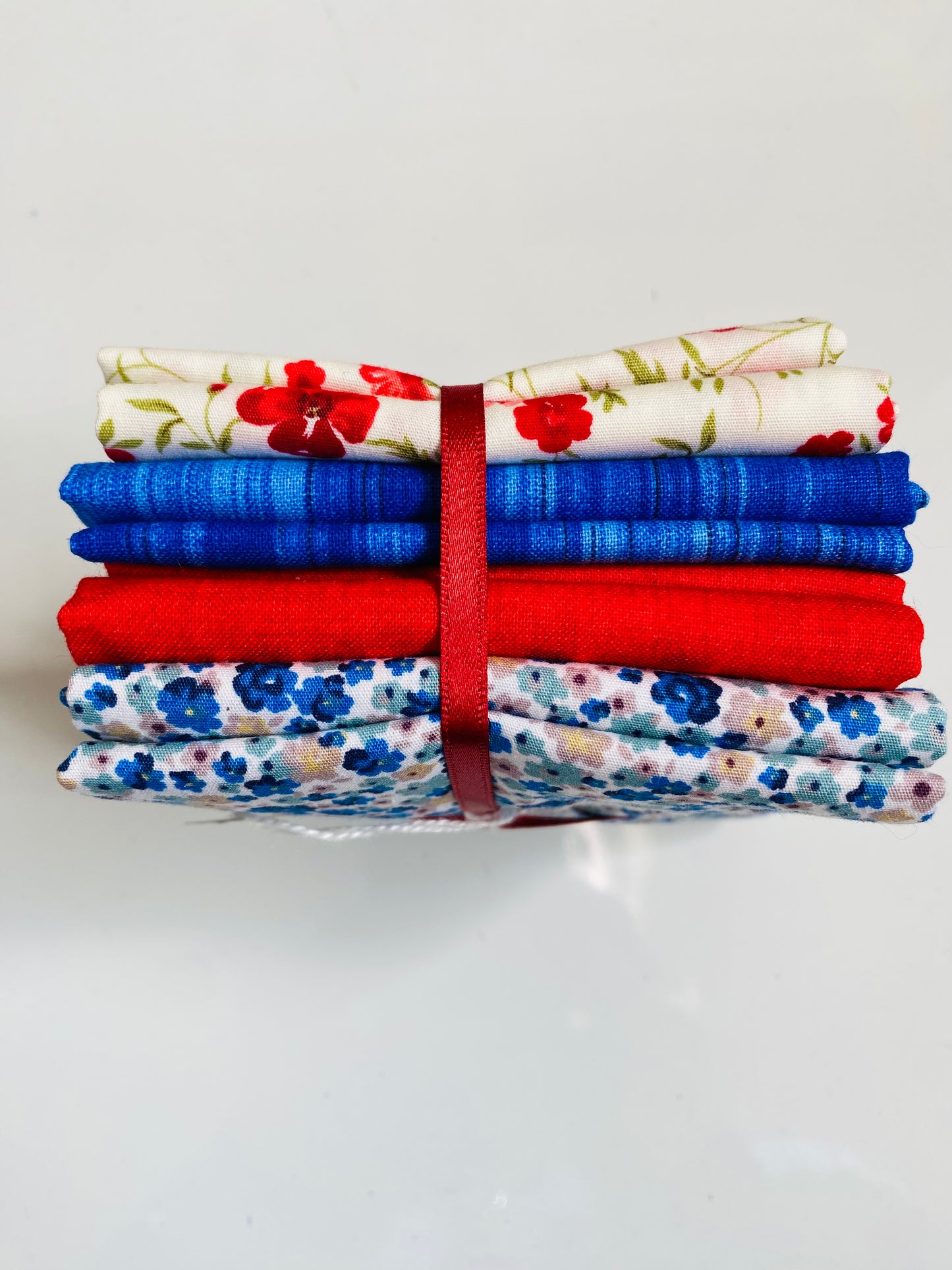 Fabric Fat Quarter Bundle - Blues and Reds - 100% Cotton